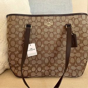 Brand New Tan Coach Galley Tote in Signature Canvas